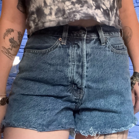 Old Navy Sky-Hi-A-Line Blue Jean Shorts Vintage Cut-Off Style Sz 8 Highest Rise - Picture 8 of 8